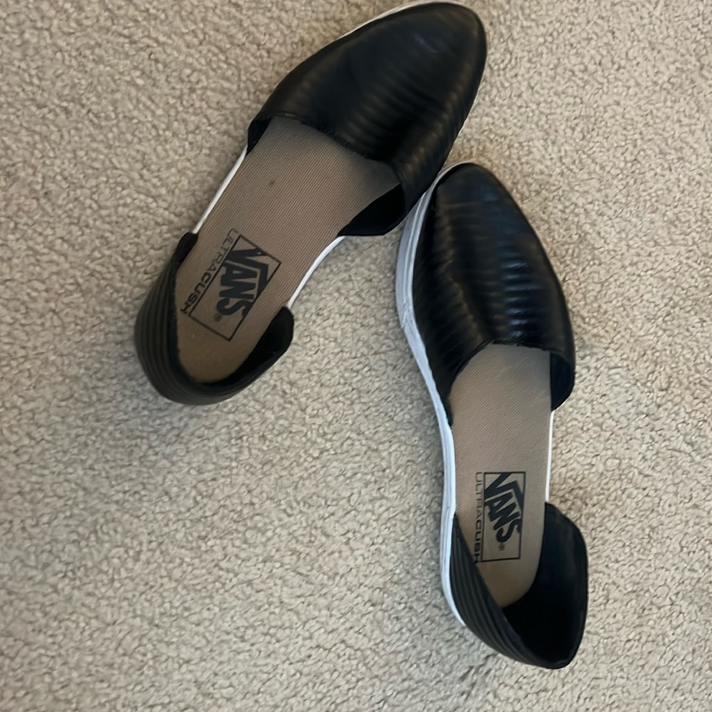 Vans, flats- point toe
